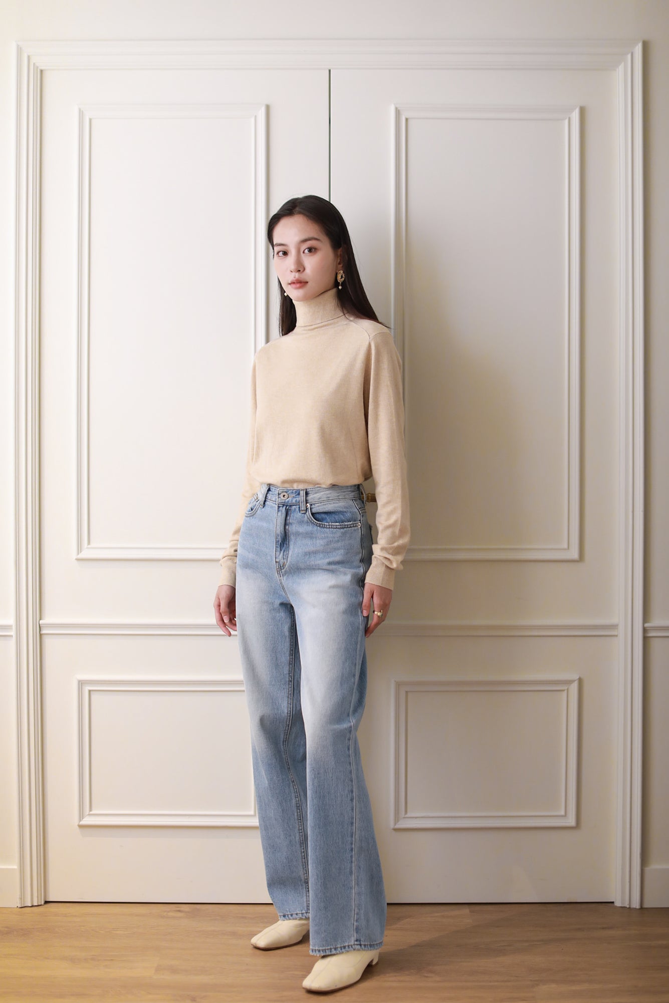 Caroline Turtleneck - Almond